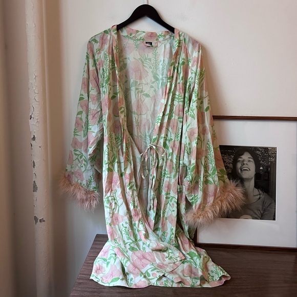 chill by cravings chrissy teigan pink floral robe fur lined bloom - Picture 6 of 10